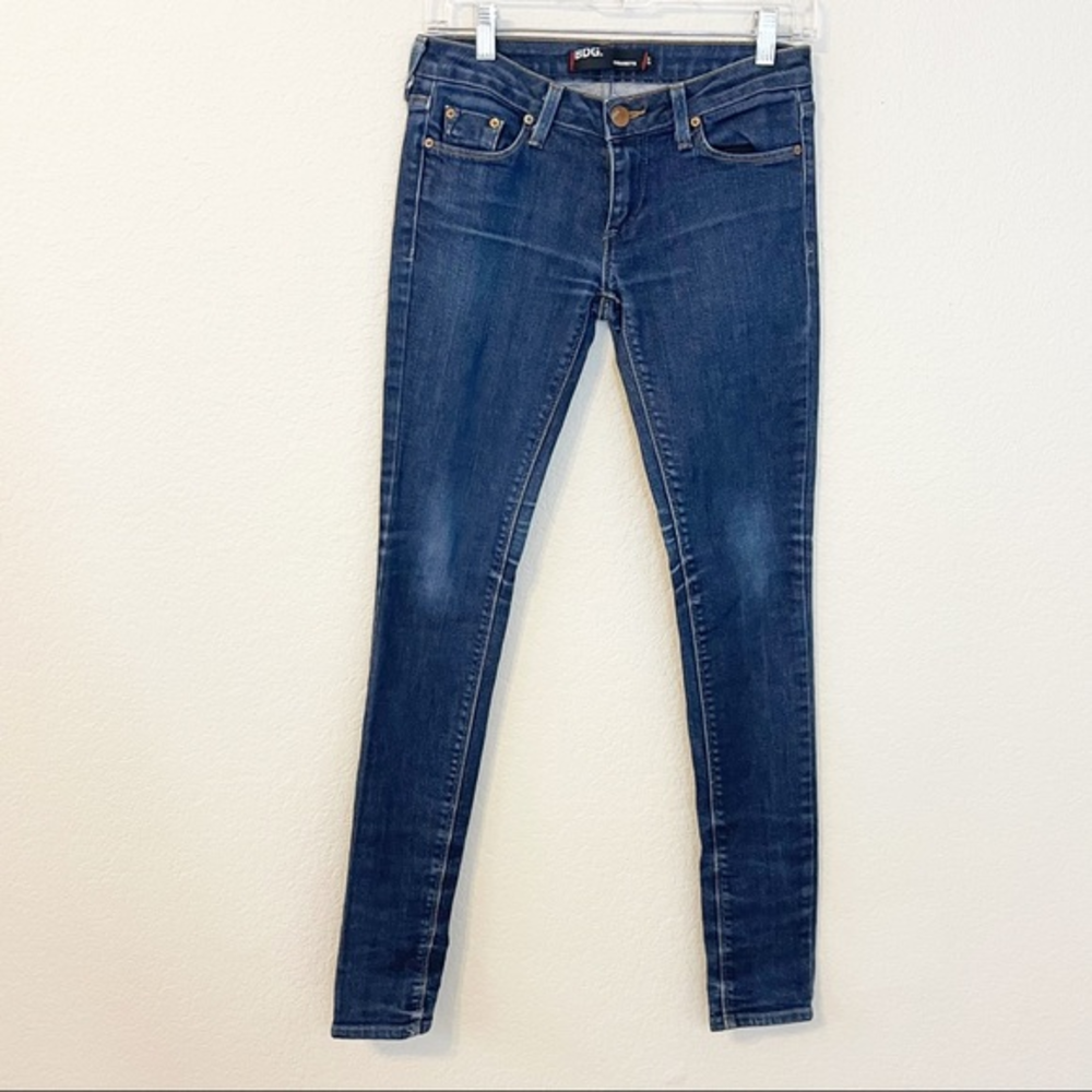 Urban Outfitters BDG Cigarette Skinny Jeans